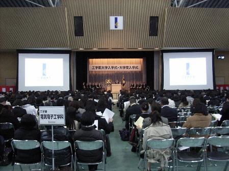 入学式後の父母説明会